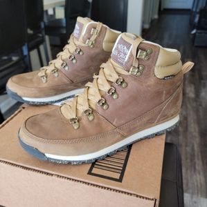 Mens North Face, Back to Berkeley leather boots, size 8.5, brown